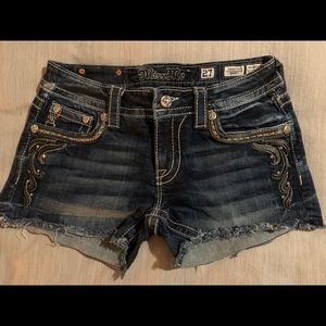 Miss Me “Signature shorts”